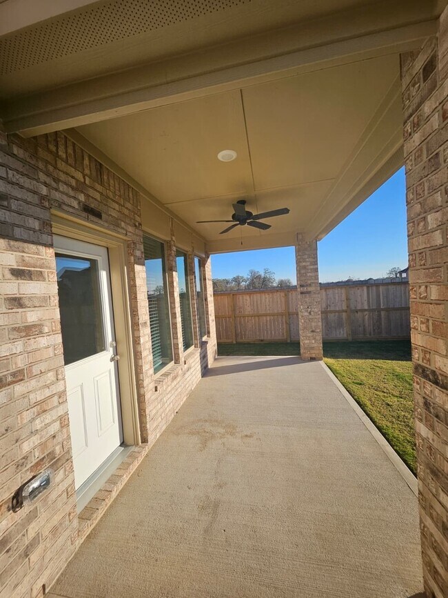 Building Photo - 426 Twilight Mdw Wy