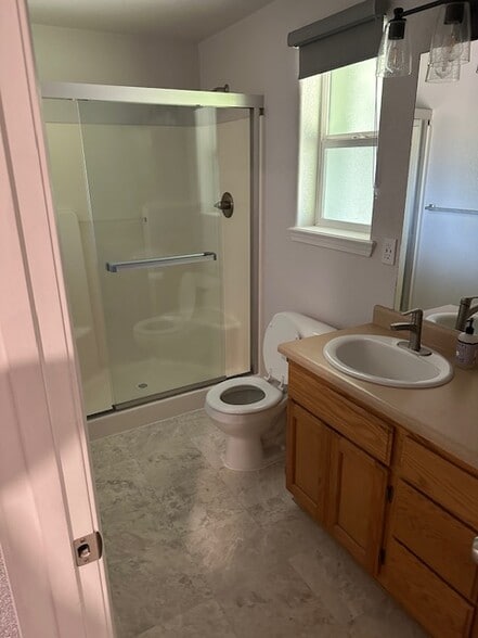 Primary Bathroom - 1468 Andrew Dr
