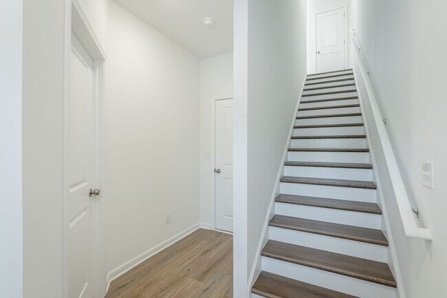 Building Photo - 4186 Tillie Cir