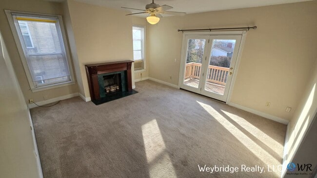 Building Photo - 3923 Spencer Ave