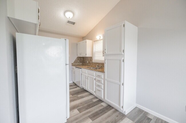 Building Photo - For Lease