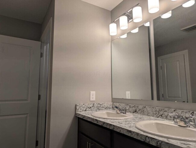 Building Photo - 1524 Raley Way