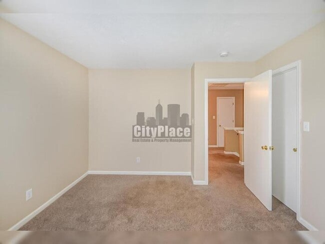 Building Photo - 4324 Blue Spruce Ct
