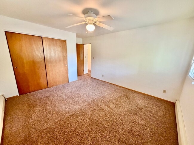 Building Photo - 301 N Minier Ave