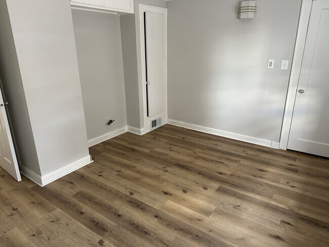 Building Photo - 2756 N 55th St