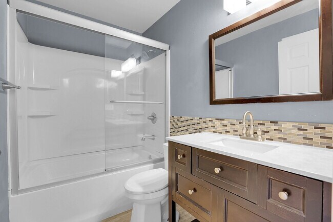 Building Photo - $3,195 - 4 Bed, 2 Bath Home in Broomfield ...