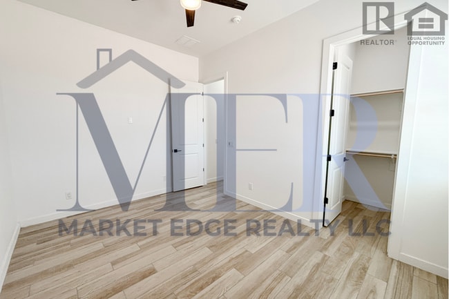 Building Photo - 3 bed+Office in N. Scottsdale--NO HOA--Amazing Views!