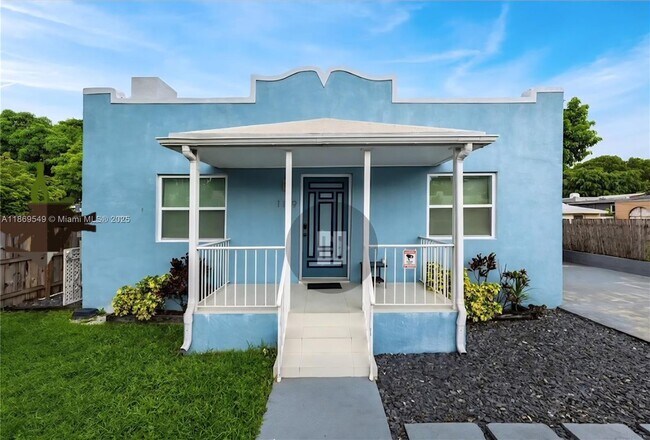 Primary Photo - 1129 NW 30th St