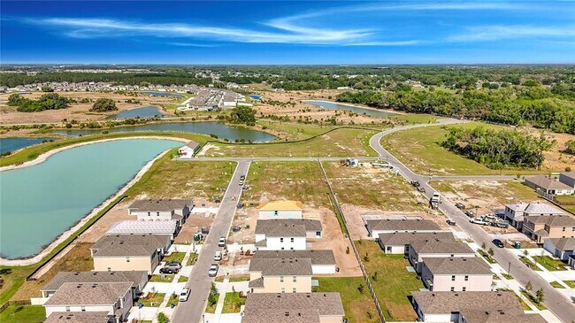 Building Photo - 35541 Kinsey Pt