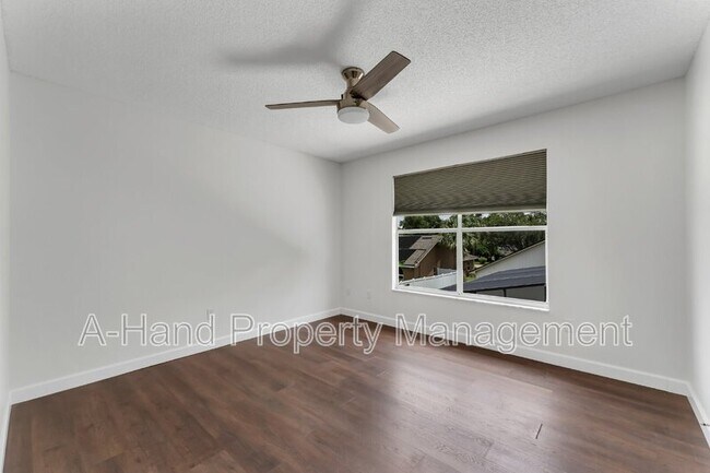 Building Photo - 1109 Needlewood Loop