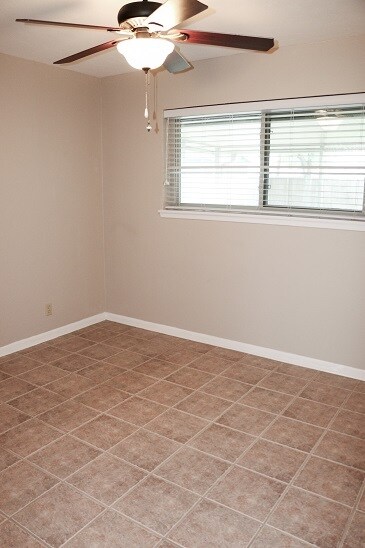 Building Photo - 118 Catalina Cir