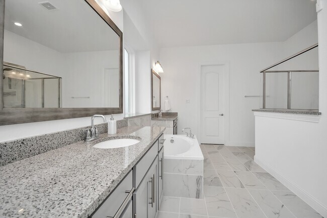 Building Photo - 21302 Rose Loch Ln