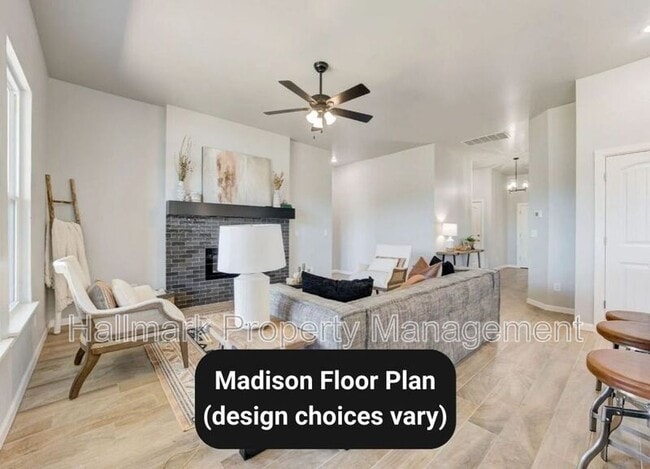 Building Photo - 628 Trails End Dr