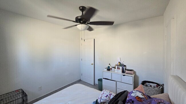 Building Photo - 106 S 29th Ave