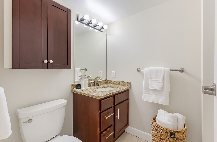 Guest Bathroom - 700 E 8th St