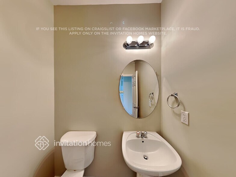 Building Photo - 4120 Arch Pass