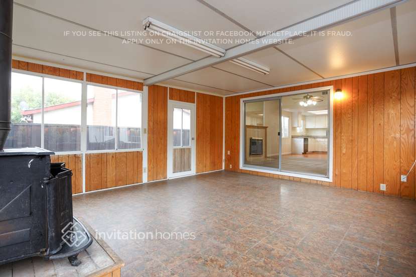 Building Photo - 1412 Buchanan Rd