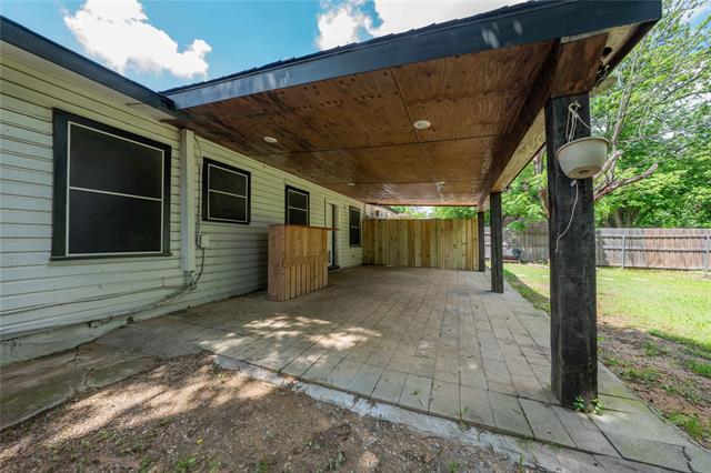 Building Photo - 1209 E Lovers Ln
