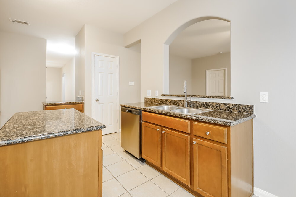 Building Photo - 10296 Stone Gate Dr