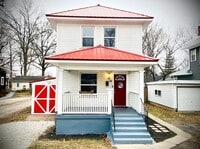 Building Photo - Summer Move-In Special – 50% Off June Rent! 2-bedroom, 1.5-bath move in ready!
