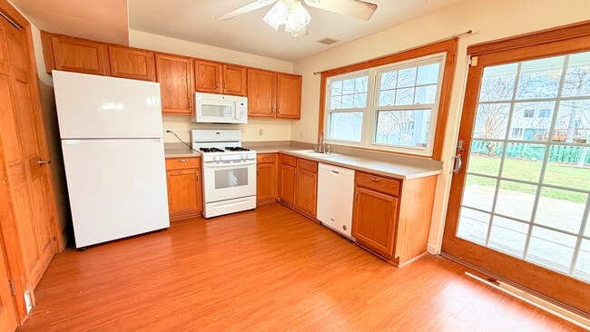 Building Photo - 503 Harbor Terrace