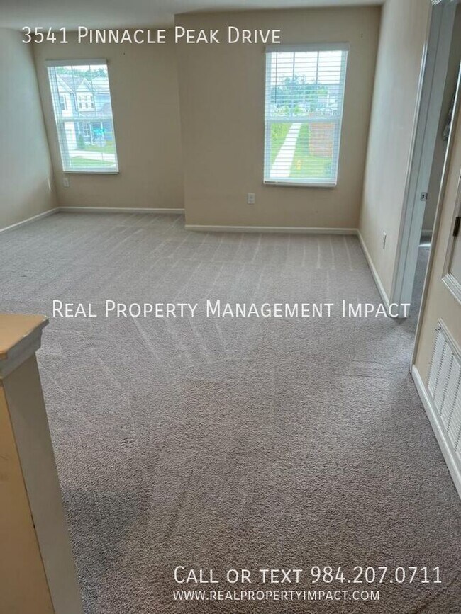Building Photo - 3541 Pinnacle Peak Dr