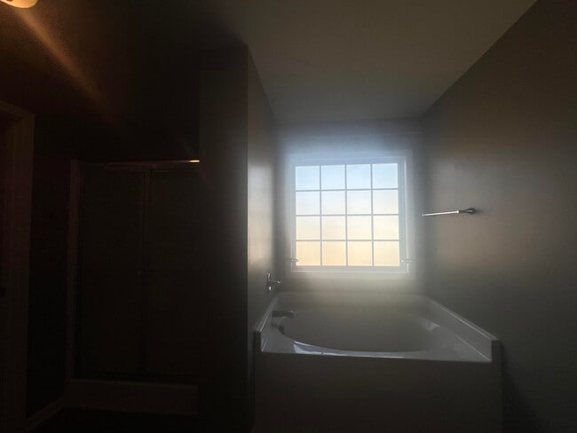 Building Photo - 3625 Galloway Ln