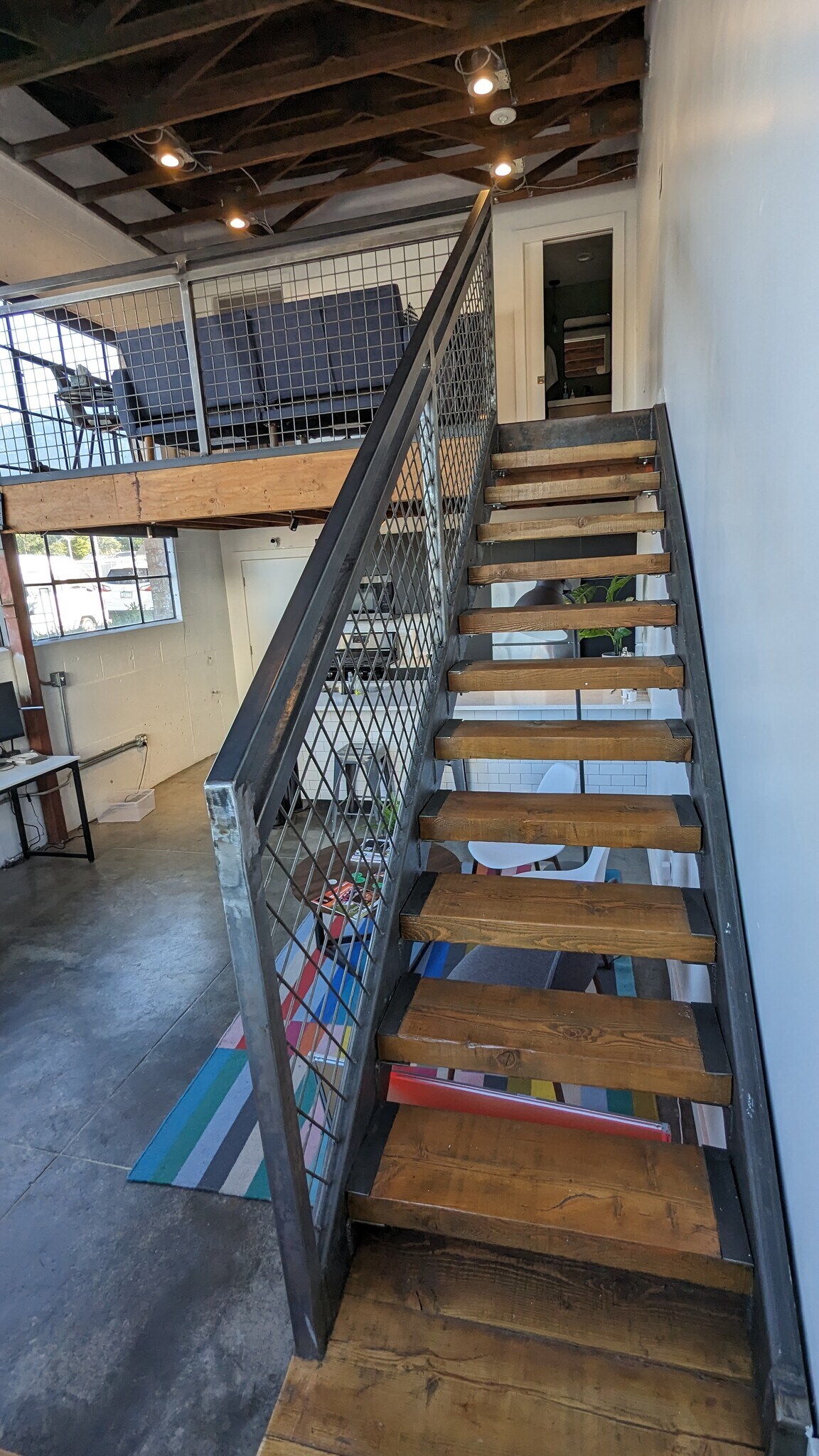 Building Photo - 25 W 400 S