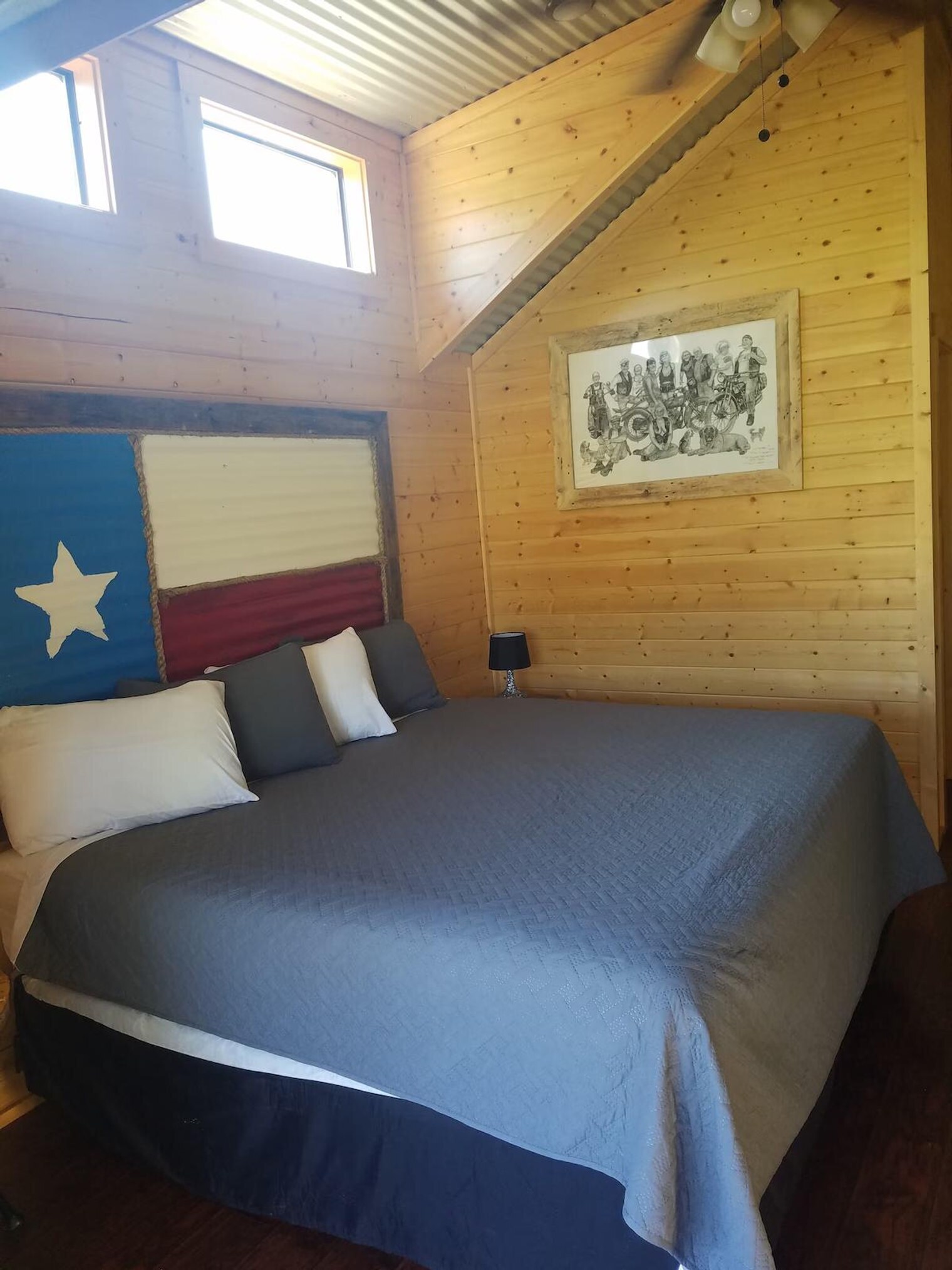 Building Photo - 299 Willow Springs Dr