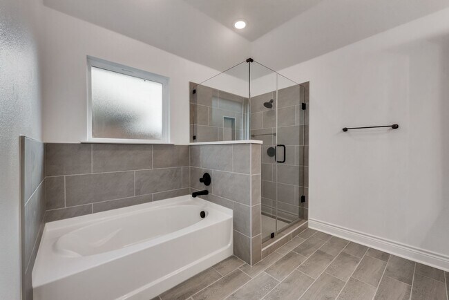 Building Photo - A must see New Build home in Greenville!