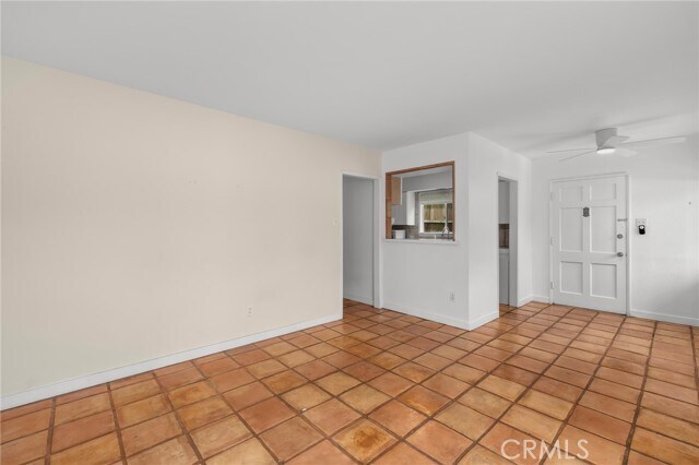 Building Photo - 606 Loma Dr