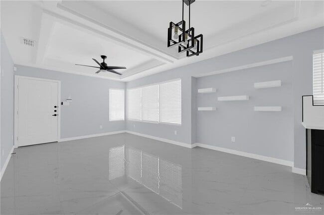 Building Photo - 1608 El Camino Dr