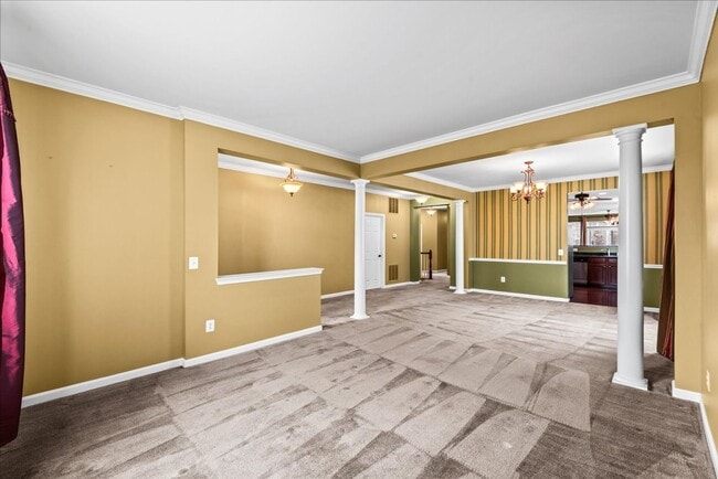 Building Photo - 3 Bed 3 Bath in 55+ Four Seasons Dumfries, VA