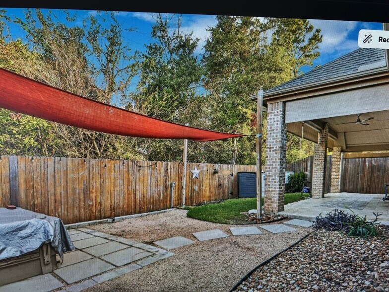 Building Photo - 23637 Sage Villa Dr