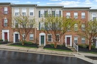 Building Photo - 556 Rhapsody Ct