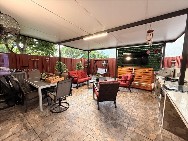 Building Photo - 23988 SW 114th Ct