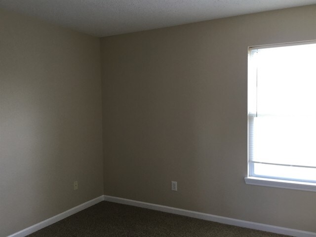 Building Photo - 12187 Running Springs Rd