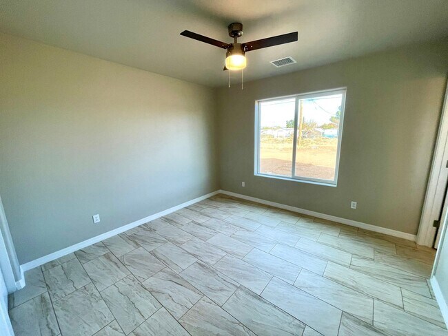 Building Photo - Cute home built in 2023 with garage and la...