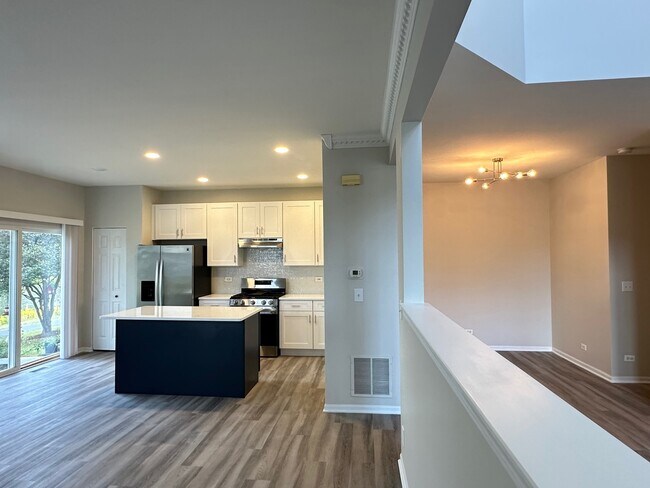 Building Photo - 756 Panorama Ct