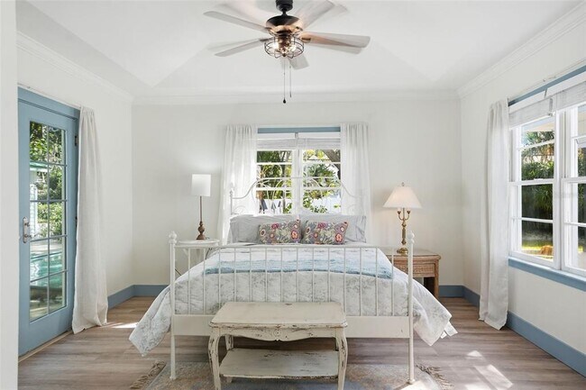 Building Photo - 759 Lantana Ave