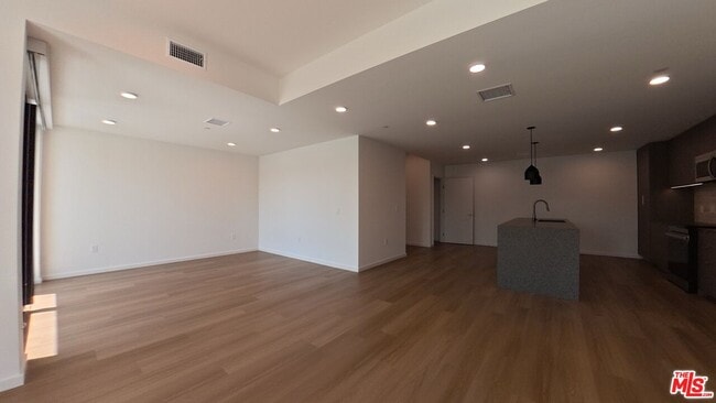 Building Photo - 5119 Colfax Ave