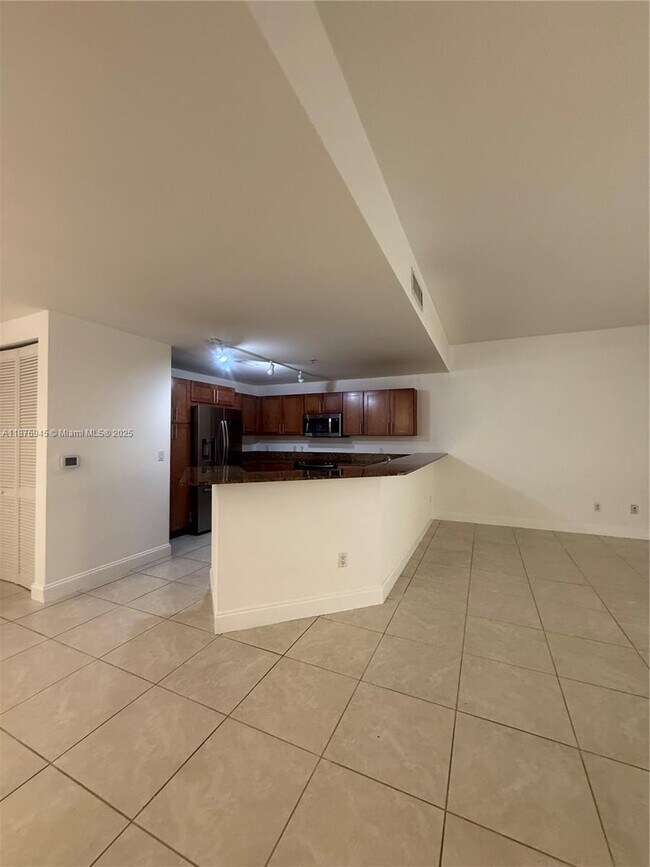 Building Photo - 8390 SW 72nd Ave