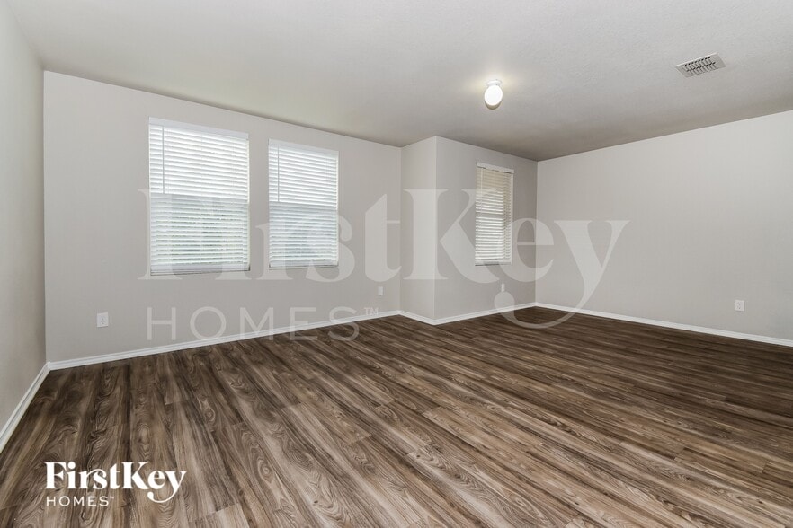 Building Photo - 11036 Rankin Dr