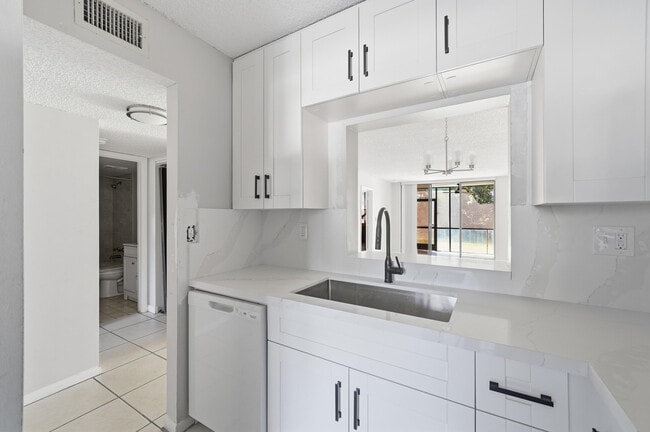 Building Photo - 3300 NW 46th St