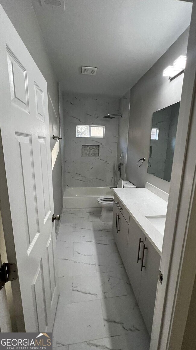 Building Photo - 7428 Mockingbird Trail