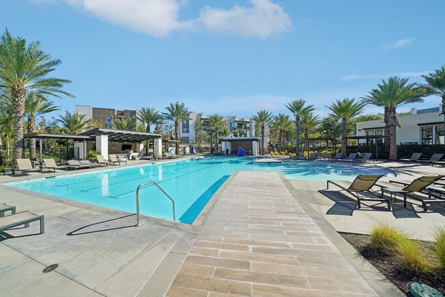 Building Photo - 11048 Luminate Dr