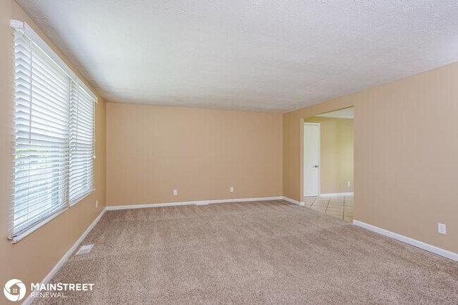 Building Photo - 9309 Plumwood Pl, Crestwood, KY 40014