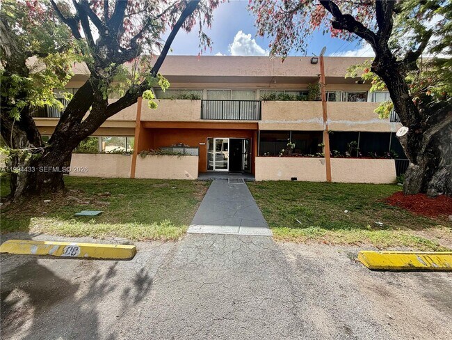 Building Photo - 488 NE 18th Ave