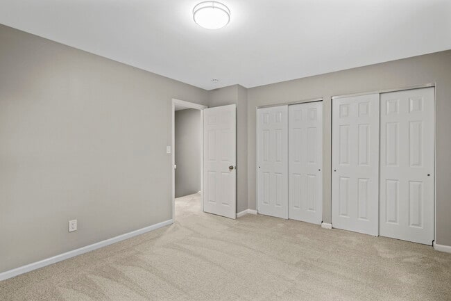 Building Photo - 226 Wolfner Dr