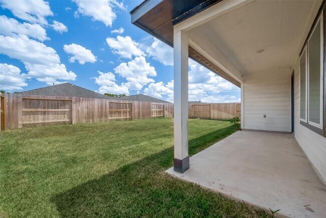Building Photo - 4963 Pne Hvn Ln